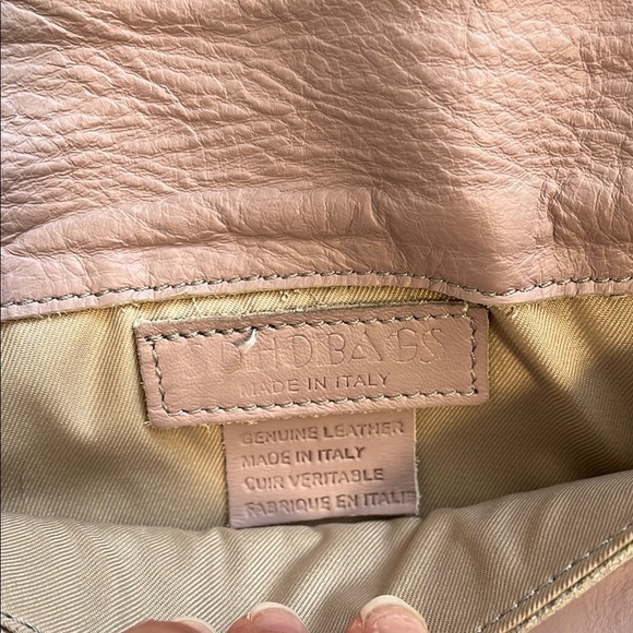 SOHO Lavender Leather Belt Crossbody Bag - Picture 10 of 10